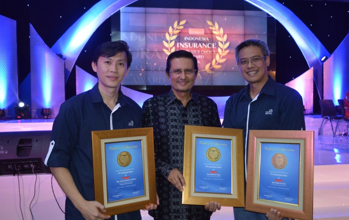 Asuransi Astra baru saja menerima tiga kategori penghargaan dalam Indonesia Insurance Customer Choice Award 2015. Ketiga penghargaan tersebut adalah Asuransi Umum Terbaik Pilihan Responden di kategori asuransi kendaraan, Kepuasan Pelanggan Terbaik – Value for Paid, dan Kepuasan Pelanggan Terbaik – Claim Service.