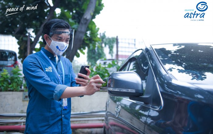 Proses kerja surveyor Asuransi Astra menjadi lebih ringkas dengan adanya Garda Mobile Otosurvey