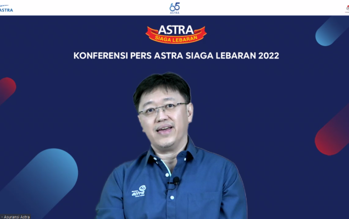 President Director Asuransi Astra, Rudy Chen sedang memaparkan penjelasan mengenai program Asuransi Astra dalam rangkaian Astra Siaga Lebaran (ASL) 2022
