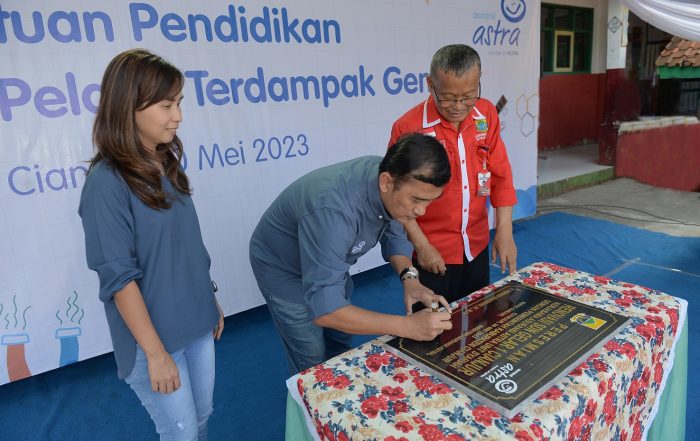 Estafet Peduli Bumi : Gedung Sekolah Tahan Gempa untuk SDN Gelar 1 Cianjur Asuransi Astra Bantu Wujudkan Pendidikan Berelanjutan di Cianjur