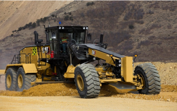Motor Grader Adalah Alat Berat untuk Meratakan Tanah
