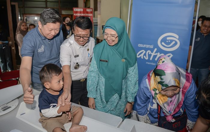 Cegah Stunting Balita, Ciptakan Masa Depan Penuh Gempita Asuransi Astra Berikan Intervensi Gizi untuk Menurunkan Angka Stunting di Kelurahan Lebak Bulus, Jakarta Selatan