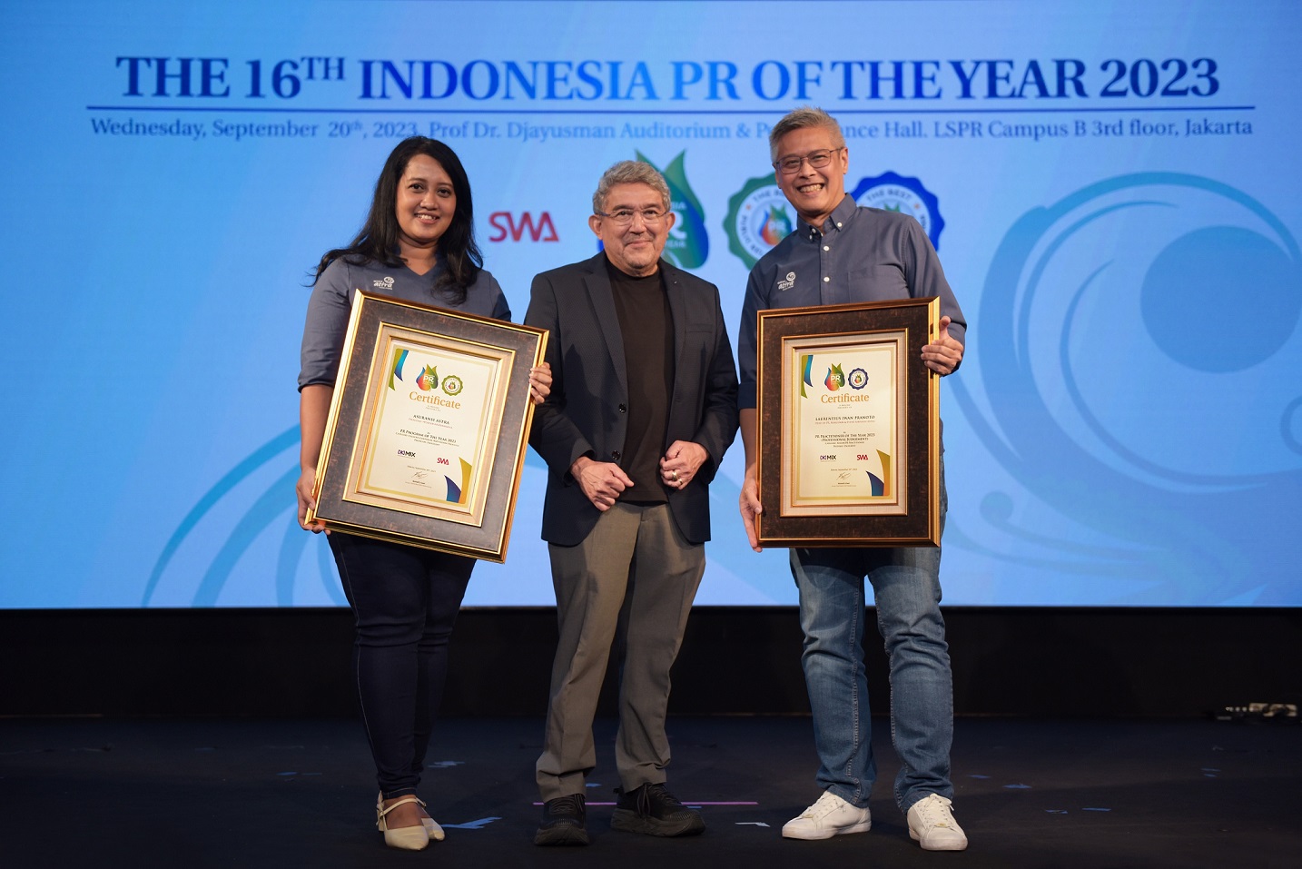 Asuransi Astra Sabet Dua Penghargaan di Perhelatan PR of The Year 2023 Oleh Majalah MIX Marcomm