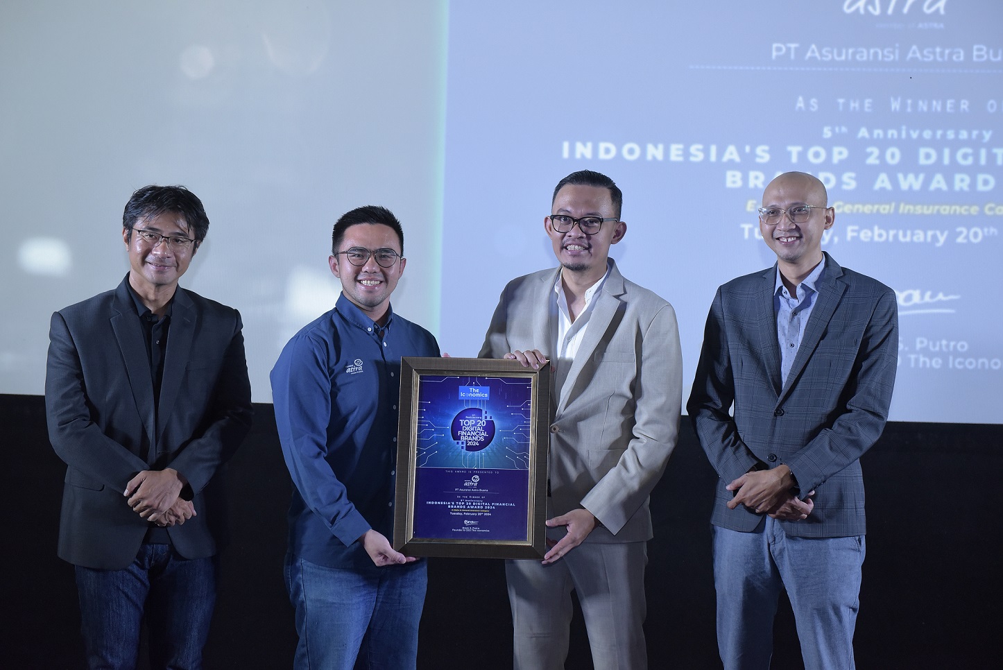 Asuransi Astra Raih Posisi Pertama dalam Kategori General Insurance pada Penghargaan Indonesia Top 20 Digital Financial Brands Award 2024